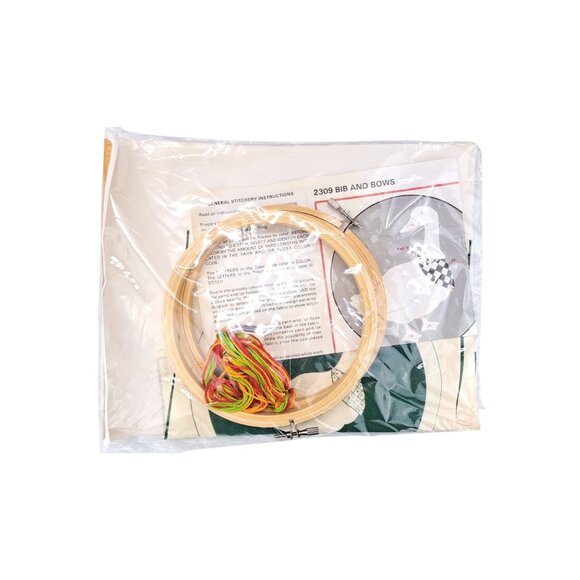 Vintage Creative Circle Goose Embroidery Kit 2309 Christmas Bib & Bows Hoops New - Picture 5 of 5